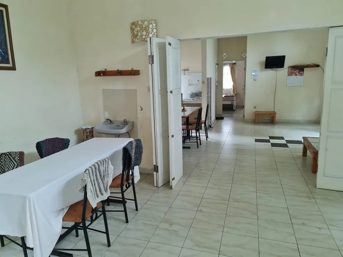 Others 4, Villa Puncak 6 kamar kap. 20 org - Pondok Yedidah , Bogor