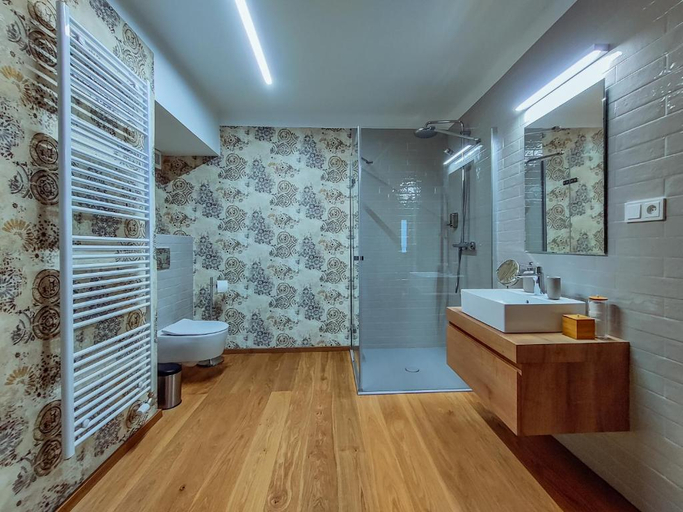Bathroom, Apartments Cafe Hexe, Bratislava I