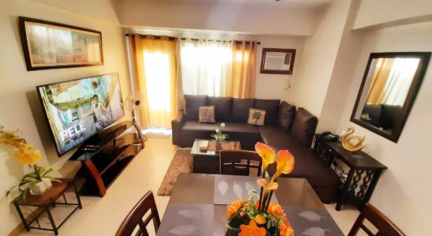 Others 5, Manhattan plaza tower 1 with balcony,wifi,can cook, Quezon City