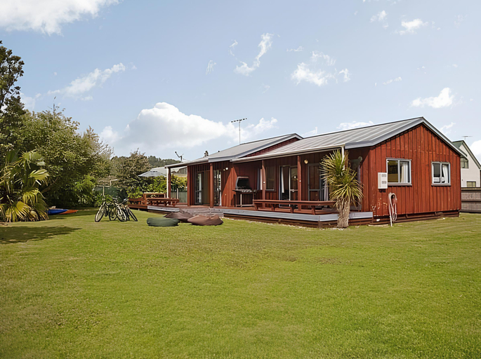 Exterior & Views 4, Castleview Getaway Matarangi - Matarangi Home, Thames-Coromandel