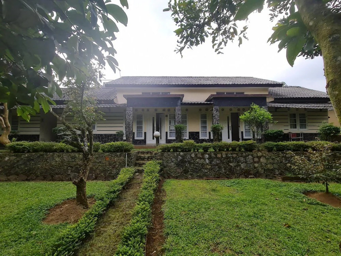 Others 3, Villa Puncak 6 kamar kap. 20 org - Pondok Yedidah , Bogor