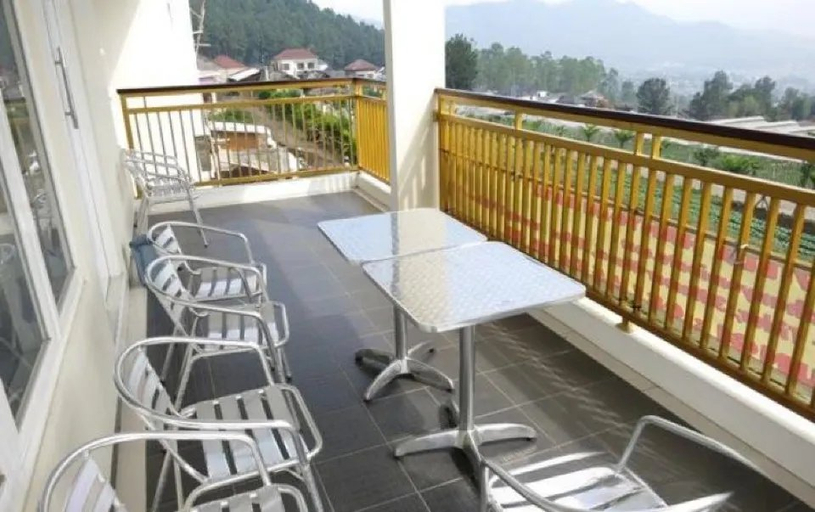 Others 2, Villa Hanyomi Batu by Handi - Six Bedroom Villa, Malang