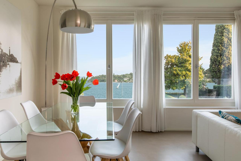 Others 3, Luxury Lake View Apartment, Queenstown-Lakes