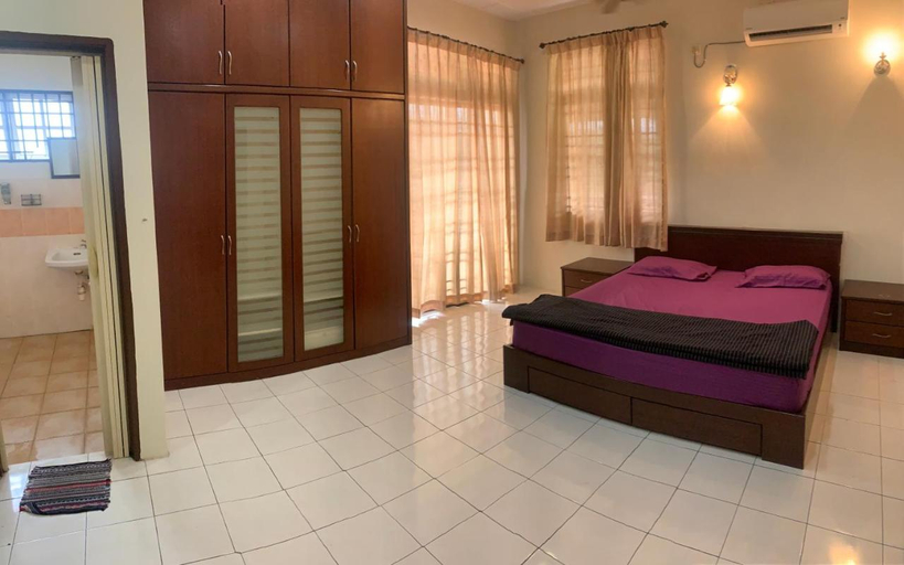 Bedroom 5, Awani Homestay Seberang Jaya, Central Seberang Perai