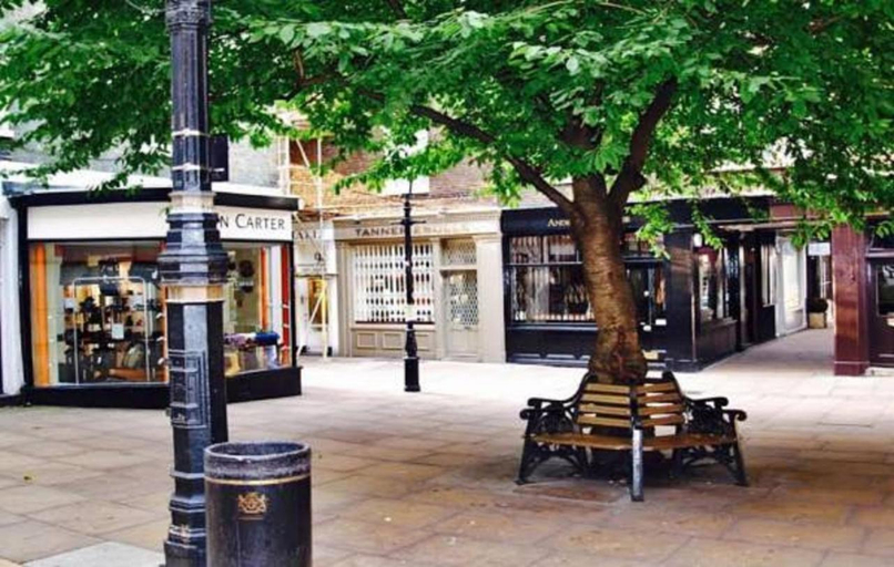 Exterior & Views, Mayfair Holiday Apartment, London
