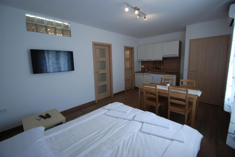 Bedroom 3, Apartments Maraz, Izola