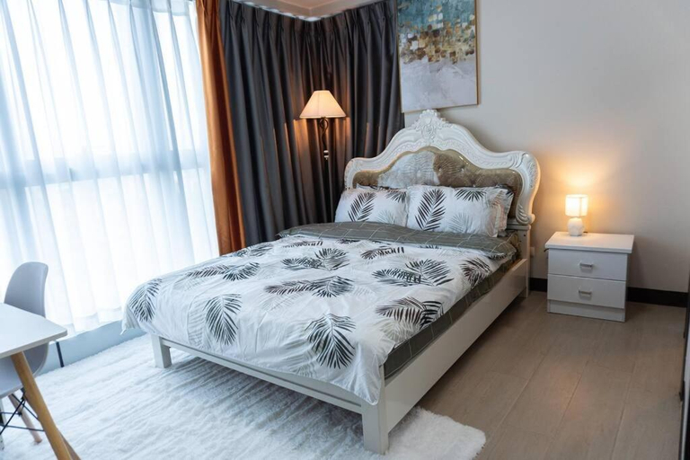 Bedroom 3, BGC Uptown Mall Suite, Taguig