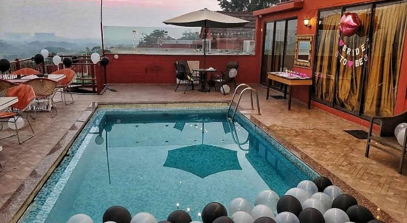 Sport & Beauty, Villa No: 214, Dr.Wade's Villa., Mumbai Suburban
