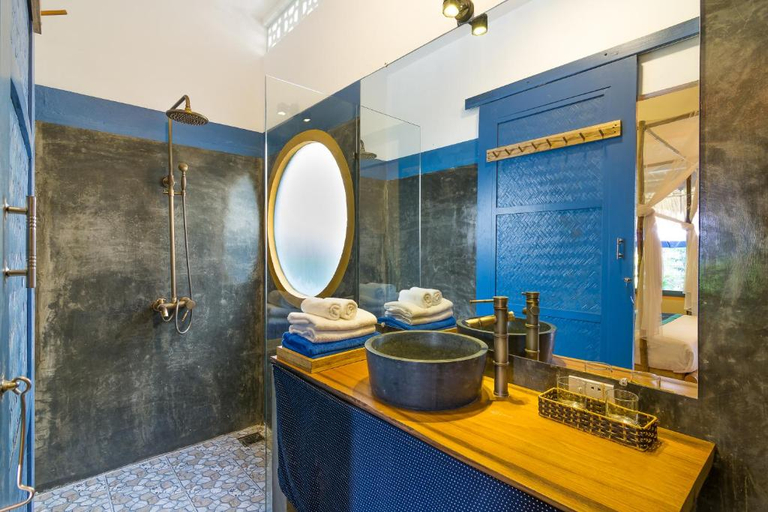 Bathroom 4, Happy Village, Da Nang