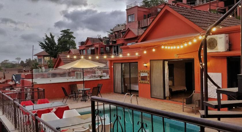 Others 5, Villa No: 214, Dr.Wade's Villa., Mumbai Suburban