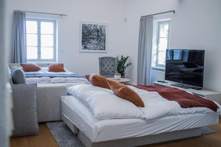 Apartments Cafe Hexe, Bratislava I