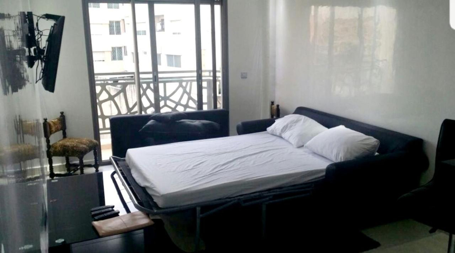 Bedroom 3, Cosy Apartment in Casablanca with Balcony - 45 m² and Garden, Casablanca