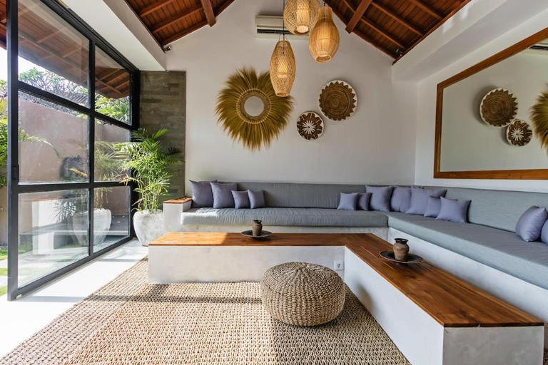 Others 4, Aruna Batu Bolong Beauty 5 bed air/con living, Badung