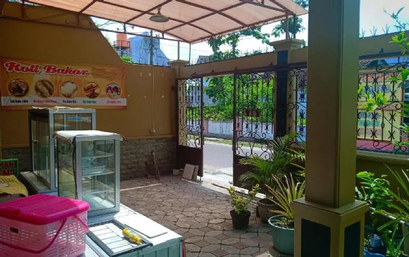 Others 1, Budget Room in Solo Baru (Kamar Khusus Wanita), Sukoharjo