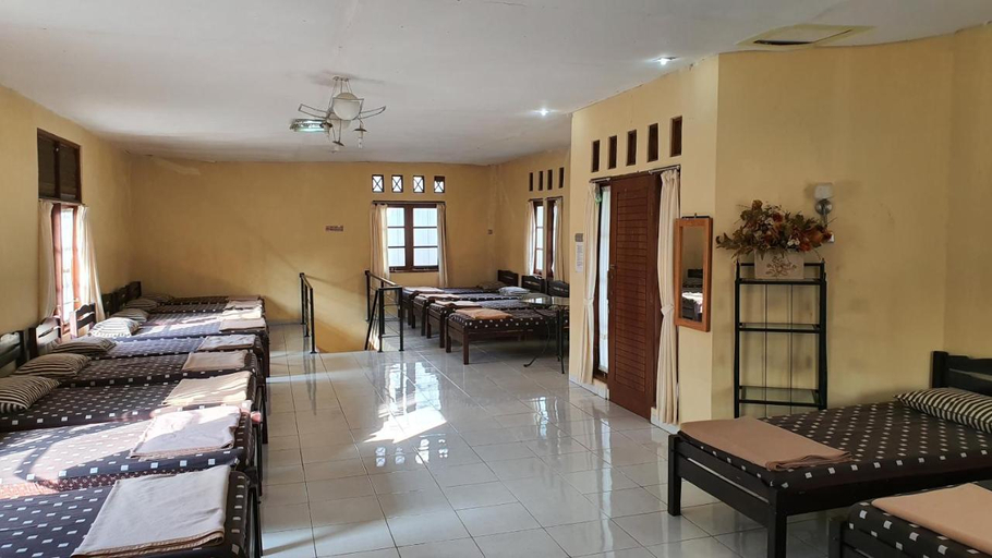 Others 2, Vila Yedidah, Bogor