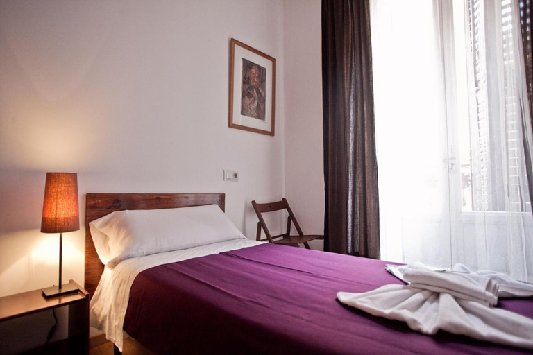 Bedroom 2, Hostal A Nuestra Senora de la Paloma, Madrid