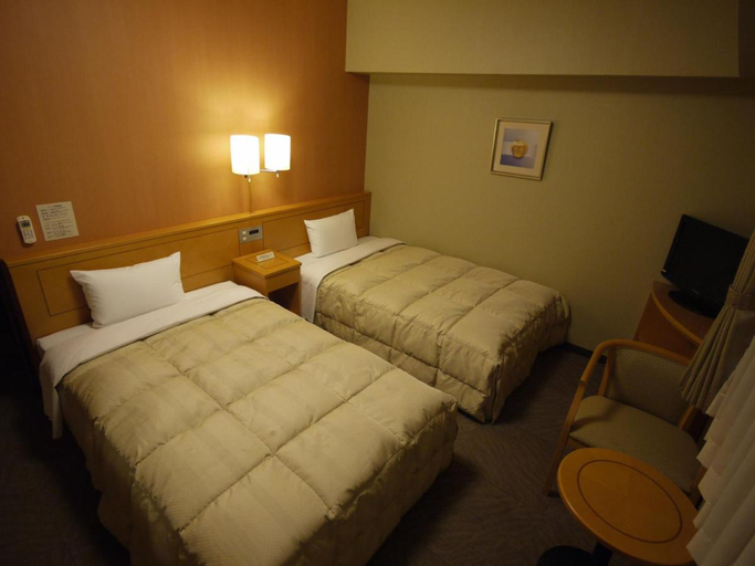 Bedroom 5, Hotel Route-Inn Sakata, Sakata