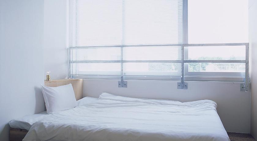 Bedroom 1, Iwashi Building Hostel, Akune
