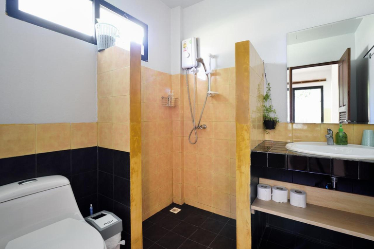 Bathroom 2, Green Pepper, Ko Lanta