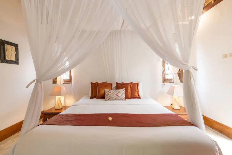 Bedroom 1, Villa Poppy, Badung