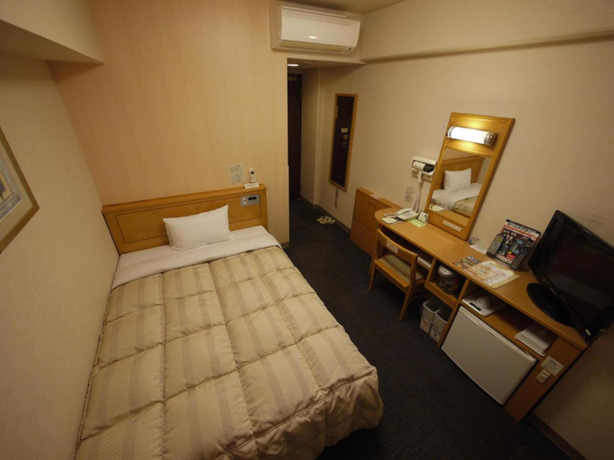 Bedroom 4, Hotel Route-Inn Sakata, Sakata