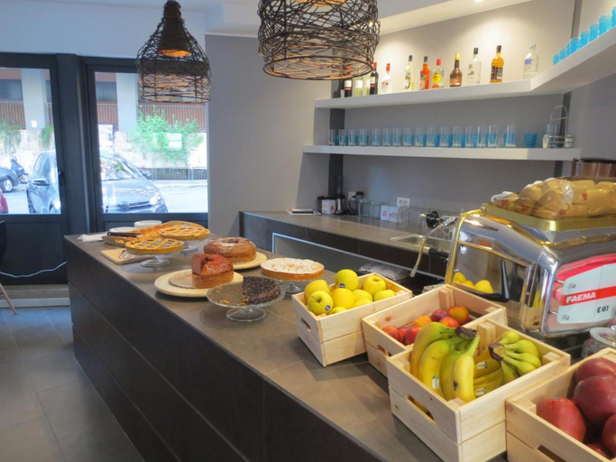 Food & Drinks 4, Hostel Trastevere 1, Roma
