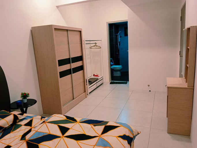 Bedroom 2, Preferred30 3R2B 8pax @ Meritus Perai, Central Seberang Perai