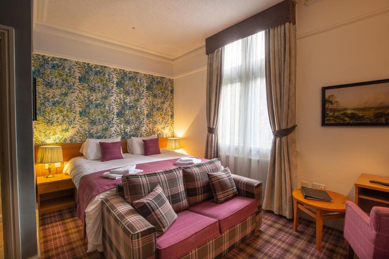 Bedroom 5, Woodthorpe Hotel, Manchester