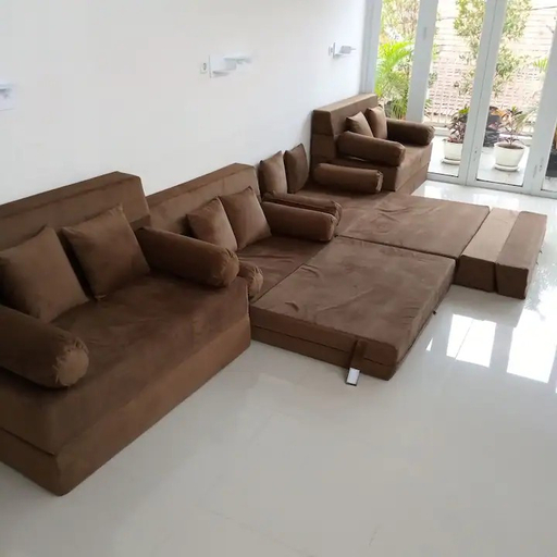 Others 4, mountain view rooftop, big screen entertainment, Bogor