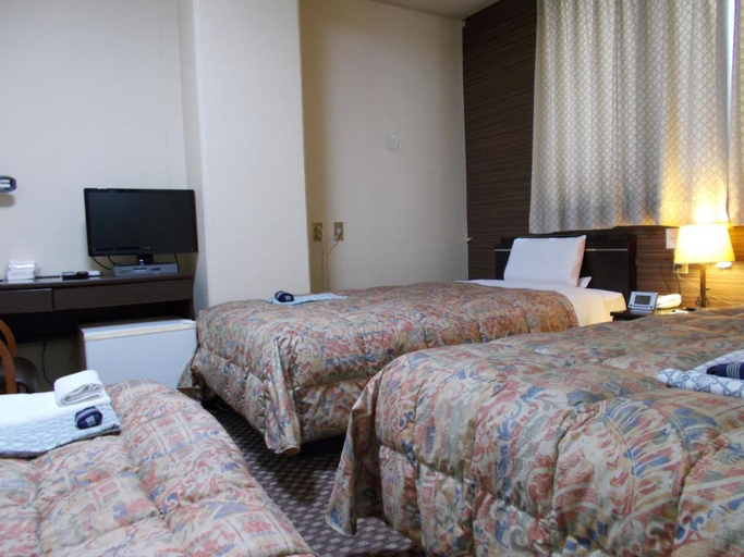 Bedroom 3, Hotel Matsuyama Hills, Matsuyama