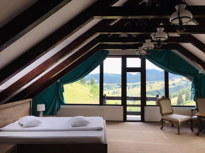 Bedroom 3, Pensiunea Poiana Izvoarelor, Dorna Candrenilor