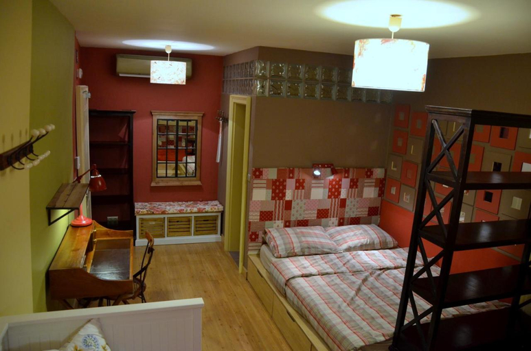 Bedroom 5, MuziKafe - Home of Culture, Ptuj
