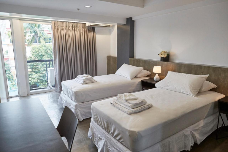 Bedroom 4, 5880 Enriquez Residences, Makati City