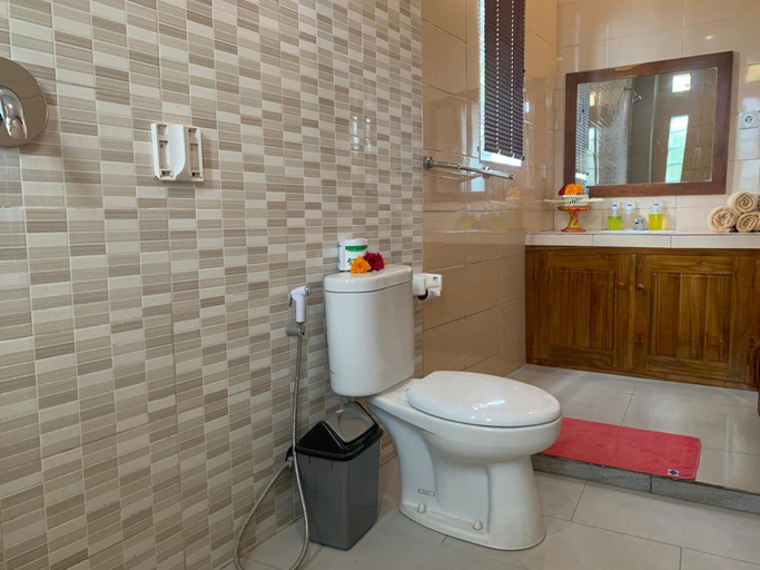 Bathroom, Villa Burak - Luxury with pool, Suffolk
