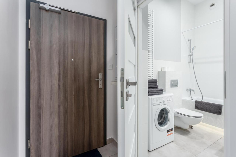 Bathroom 3, Warsaw City Apartments, Warsaw