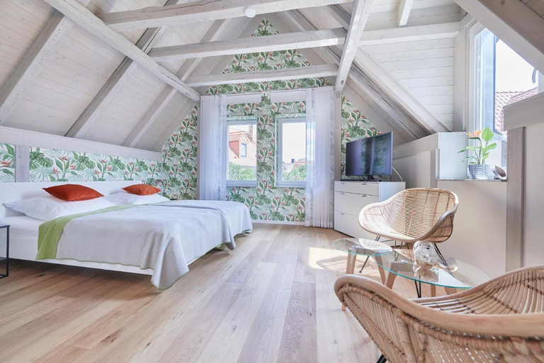 Bedroom 4, Bei Meyers im Leipziger Neuseenland, Leipzig