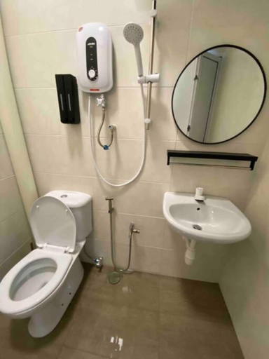 Bathroom 4, Bonjour Riverview 2KM JONKER/6 PAX/NETFLIX/FREWIFI, Malacca City