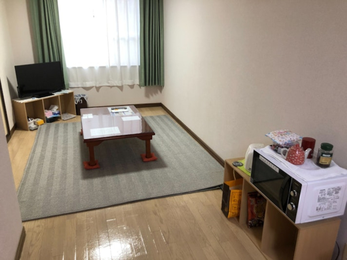 Others 5, Grand Heights Room 102, Amakusa