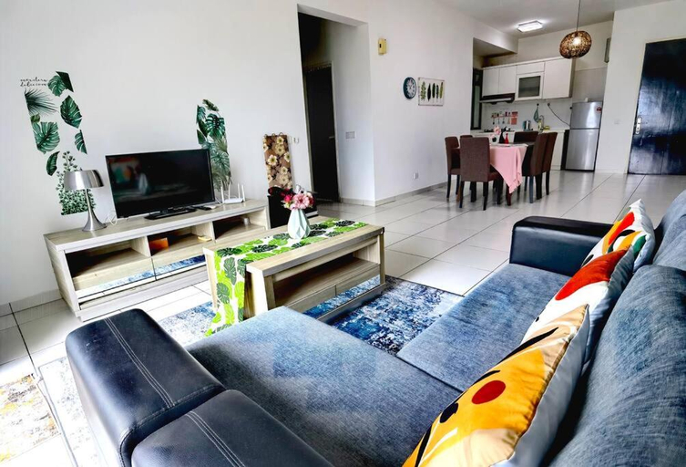 Others 5, Bukit Indah 12pax Aeon Lego Wi-fi Netflix BySTAY, Johor Bahru