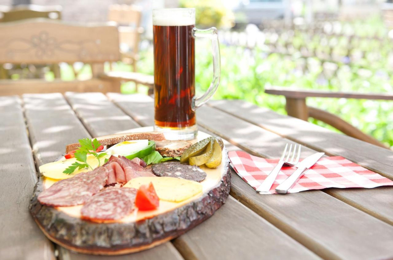 Food & Drinks 5, Hotel & Restaurant - Gasthaus Brandner, Kassel
