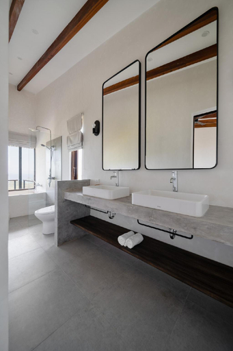 Bathroom, DUNIA - CASA SUD - 3 bedrooms with Sea View, Lombok