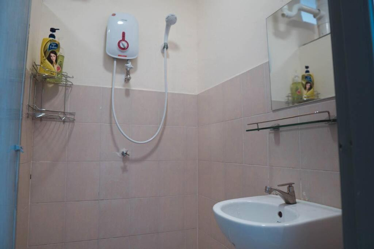 Bathroom, Sri Saujana, Pulau Penang