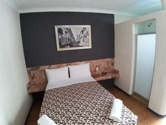 Bedroom 2, Hotel Aguila, Guadalajara