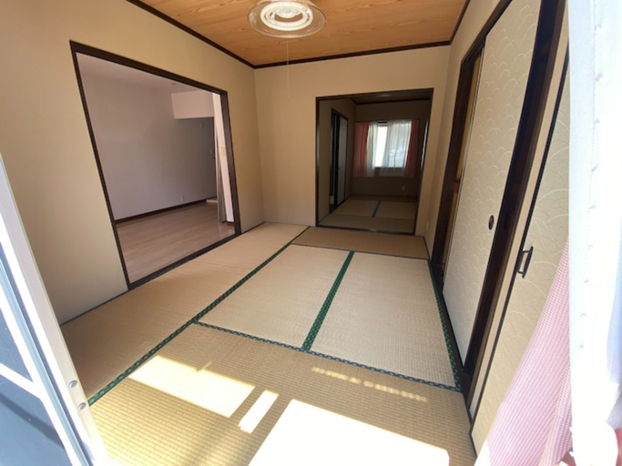Others 3, Grand Heights Room 102, Amakusa