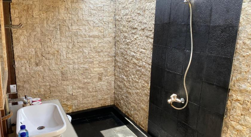 Bathroom 3, Molah Gili Villa, Lombok