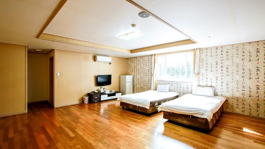Bedroom 3, Arbon Resort, Jeju