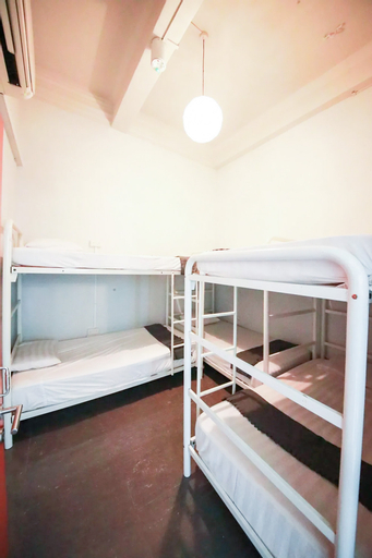 Bedroom 2, Moni Gallery Hostel, Singapura
