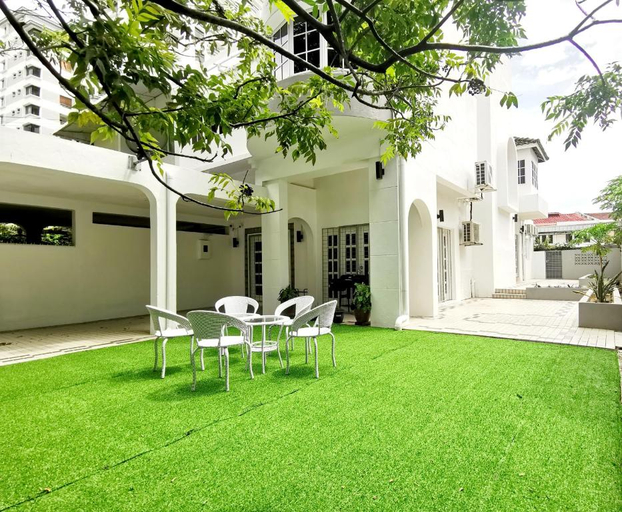 Others 4, 527 BeachHouse 5 bedroom with swimming pool, Penang Island