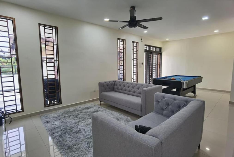 Others 5, Austin2 24paxs Pool Table Karaoke BBQ Corner Unit, Johor Bahru