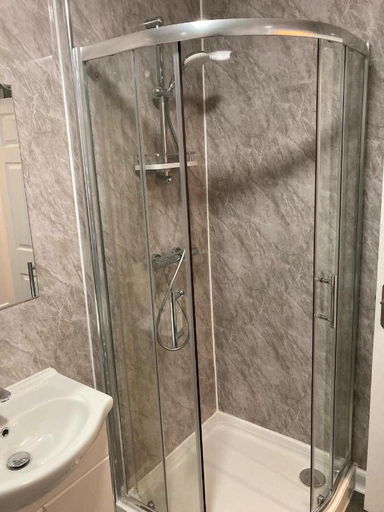 Bathroom 3, Nysdill Accommodation Ltd, Norfolk